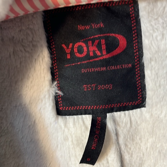 YOKI Look 👀  Good On Faux Fur Jacket - Picture 2 of 5